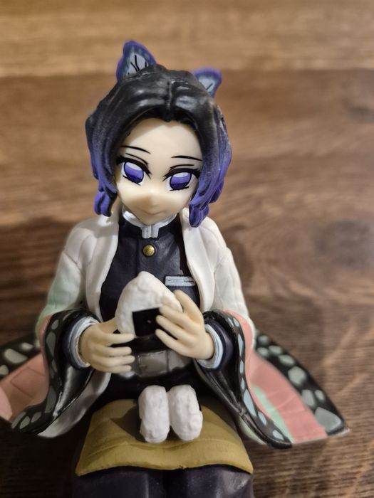 Kochou Shinobu figurka Demon slayer