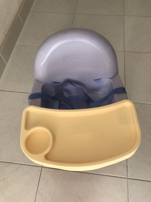 Cadeira de refeição de bebé