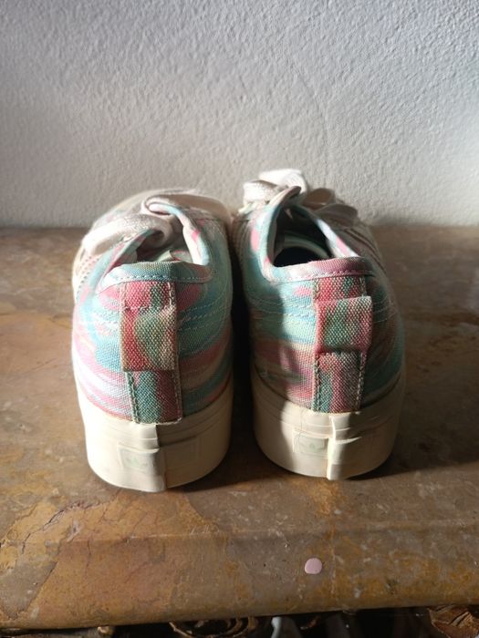 Tênis Adidas plataforma Nizza