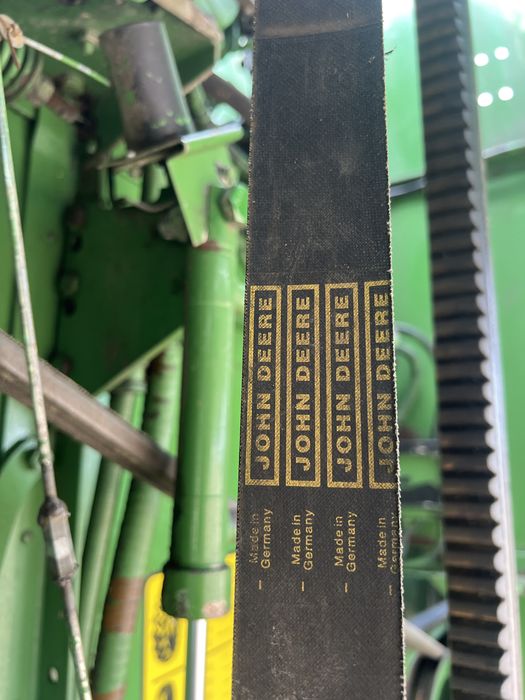 Свіжопривезений комбайн JOHN DEERE 1157 жатка Шумахер