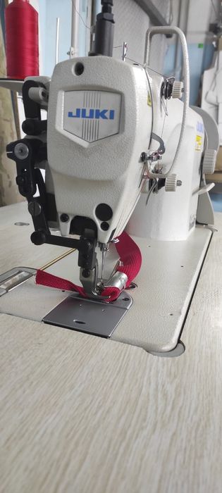 Промислова швейна машина Juki DU-1181N