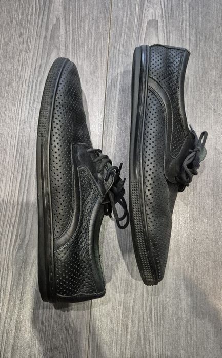 Buty skórzane męskie Gino Rossi rozmiar 41 27cm

- stan: bardzo dobry