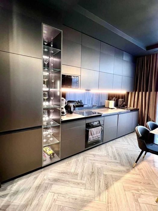 Продажа танхаус дизайнерский ремонт! Радостная 92 Sherlock Home Победа