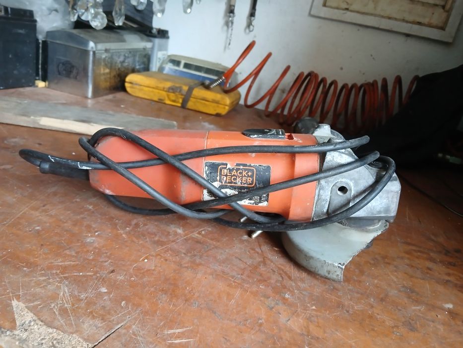 rebarbadora em bom estado