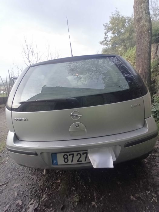 Carro Opel corsa c
