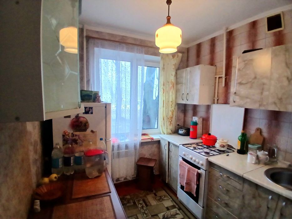 Продаж 2к квартири в р-ні Дендропарку