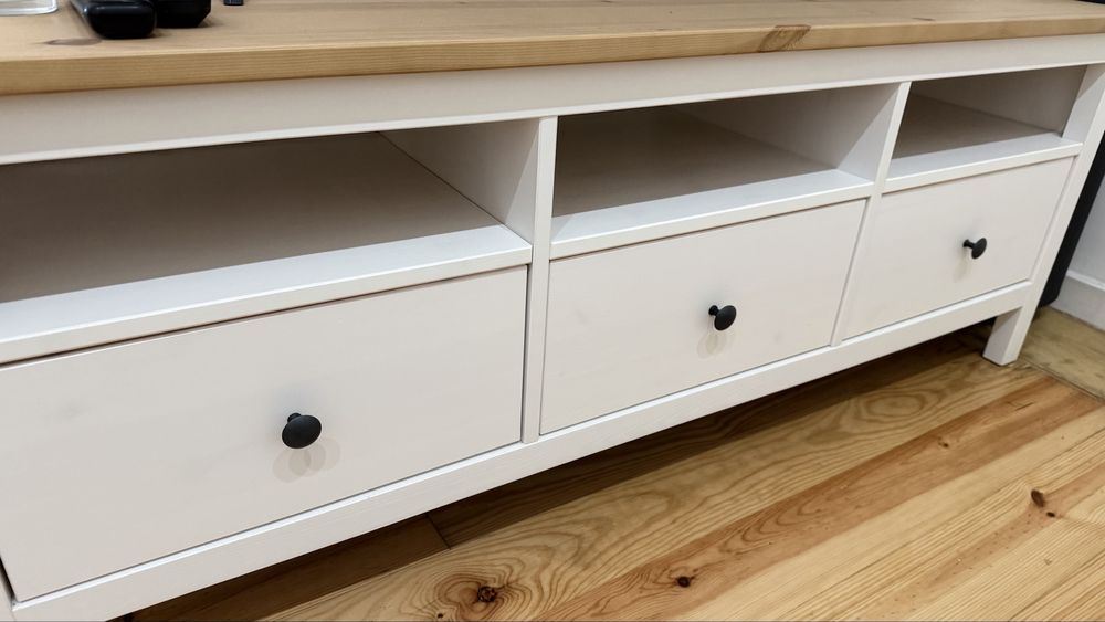 Móvel TV , Hemnes
