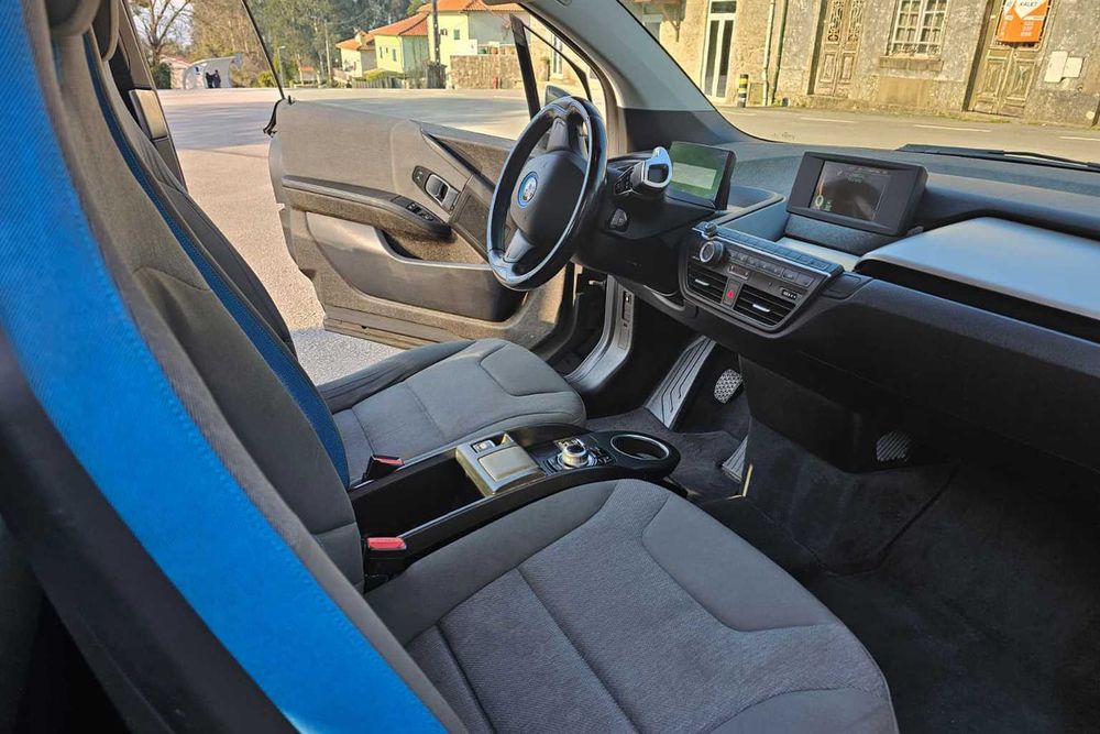 Bmw i3 REX cinza