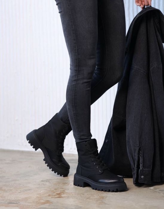 Ботинки 36р. Чоботи