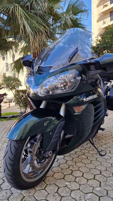 Kawasaki GTR 1400 ABS  Touring completa  Muito estimada