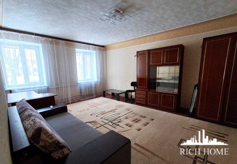 пер. Чугуєвський 12, м Берестейська 10 хв, 2к роздільні кімнати, ГАЗ!