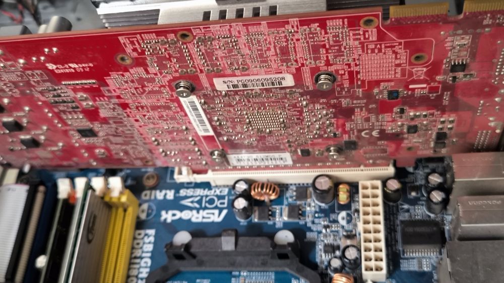 Vendo Motherboard Asrock