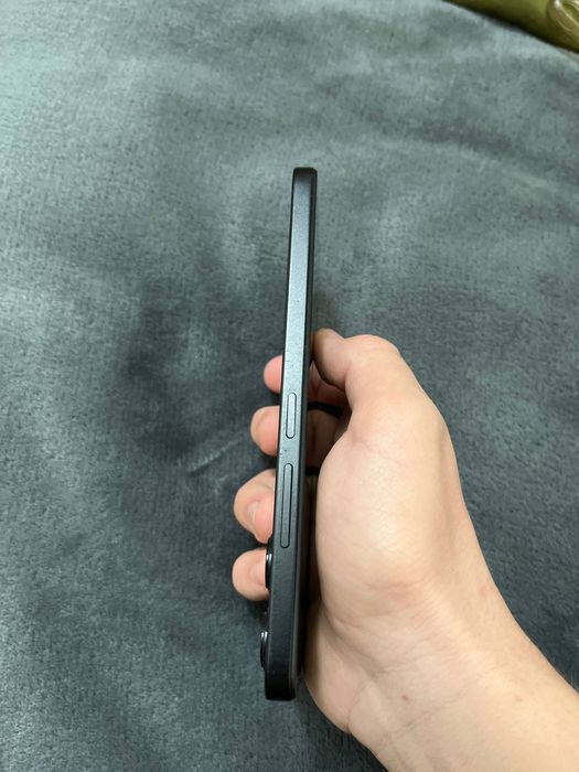 Телефон  Xiaomi Redmi 12