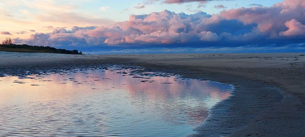 Wczasy nad Morzem. Domek holenderski w malowniczej Kuźnicy.