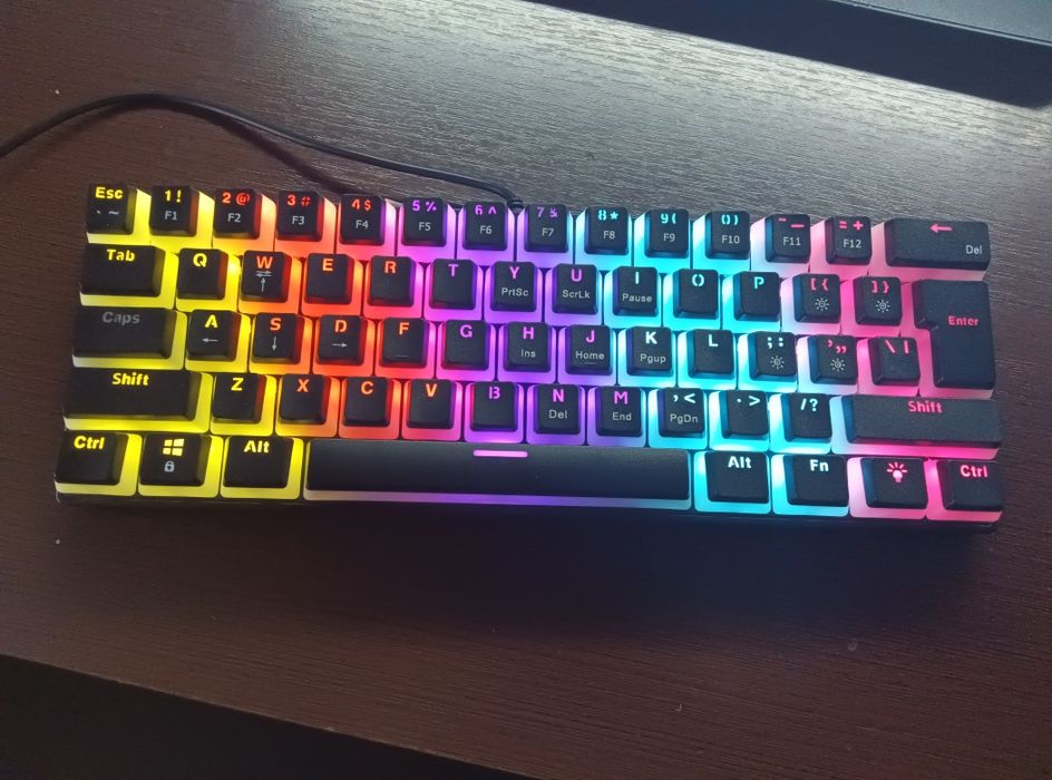 Игровая клавиатура HXSJ L700 60%