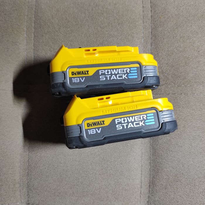 DeWalt powerstack 1,7 ah акумулятори
