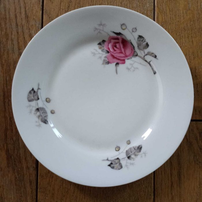 Talerz 17 cm Róża Zakłady Porcelany Stołowej Karolina