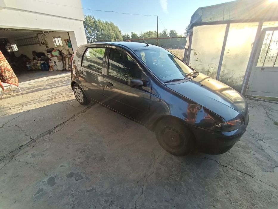 Vendo um carro Fiat Punto