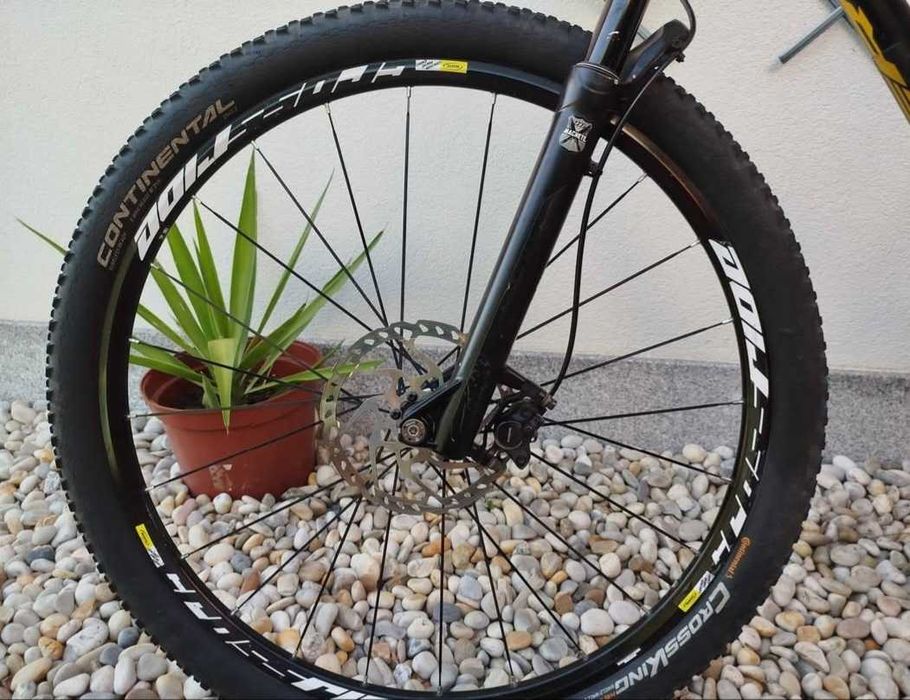 BTT Carbono Roda 29