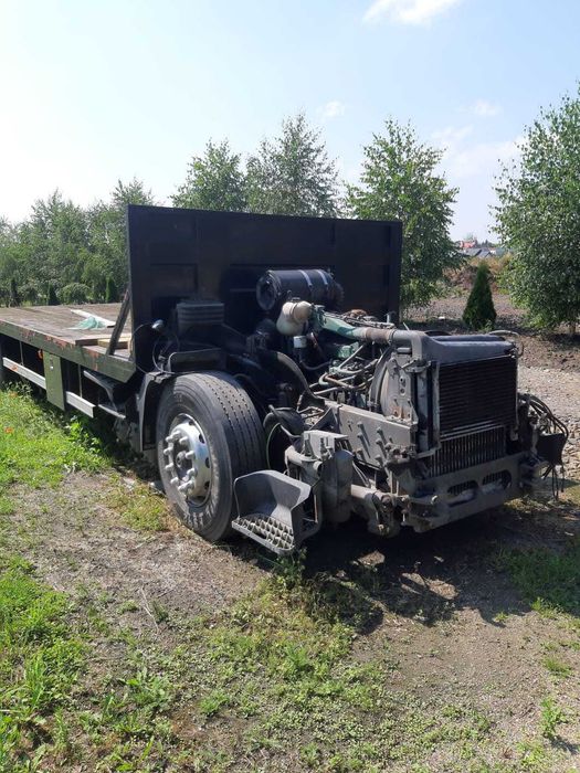 Sprzedam części do Volvo FL7