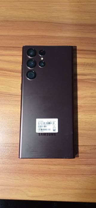 Samsung Galaxy S22 Ultra em bom estado