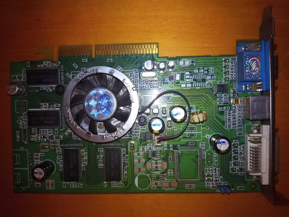 Radeon 9600 Pro Sapphire