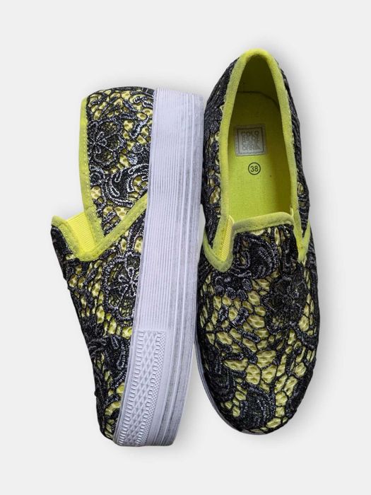 Colors of California slip-on koronka tenisówki czarno-żółte rozm. 38