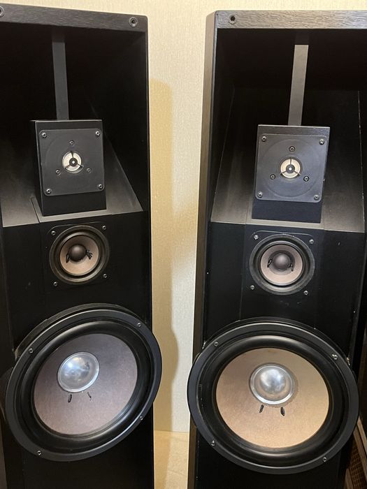 Шикарная немецкая акустика HANS DEUTSCH HD-313 (НЧ 250мм/27кг)(ЗВУК!)