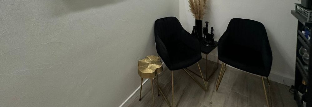 Cadeira de veludo preta ou verde