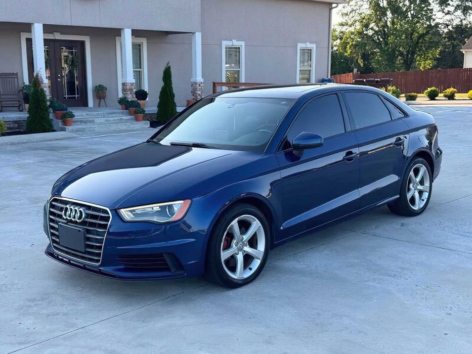 Audi A3 Premium      2015