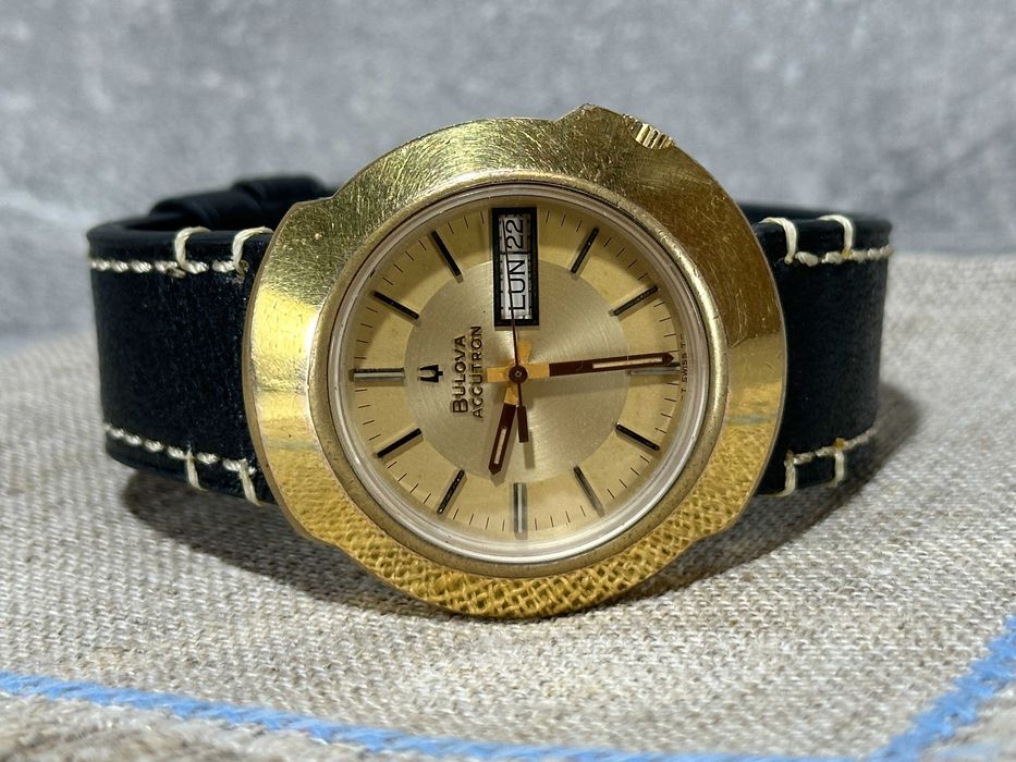 Годинник BULOVA accutron