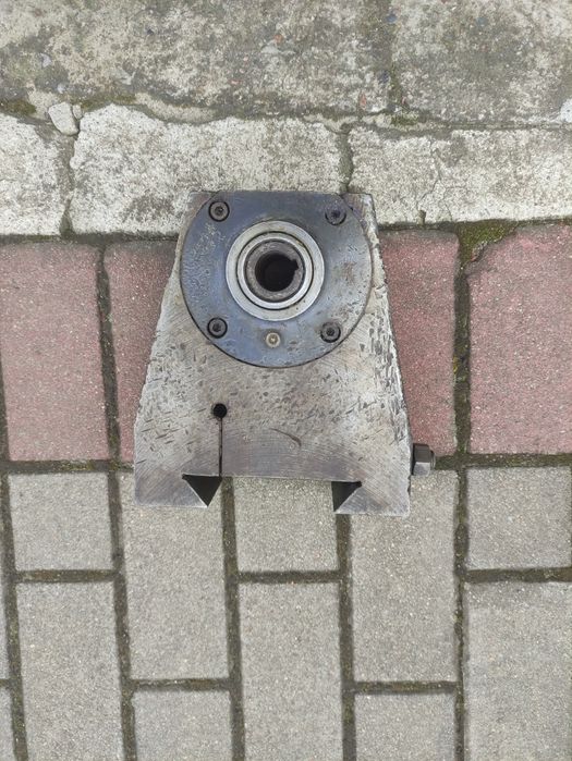 Podtrzymka, uchwyty ISO 40, tryb do dłutownicy frezarka FUS 22