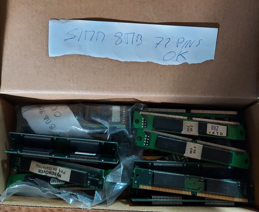 Memórias SIMM de 30 e 72 Pins até 32MB
