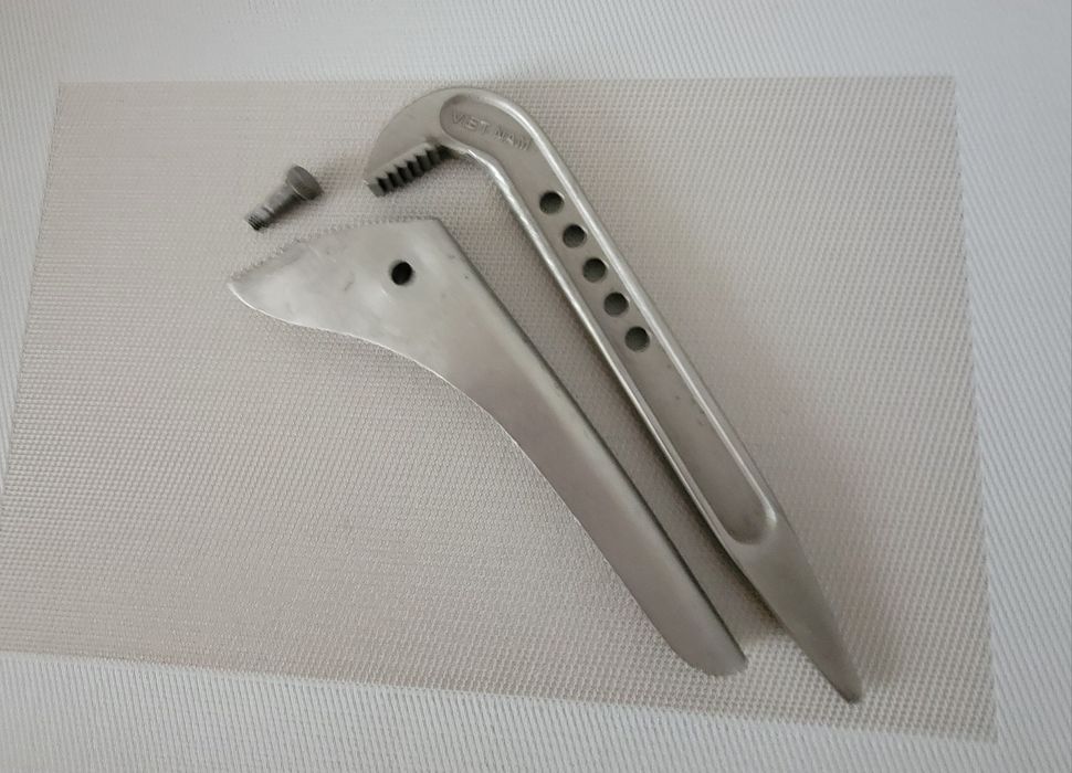 Hydrauliczny klucz typu "żabka"