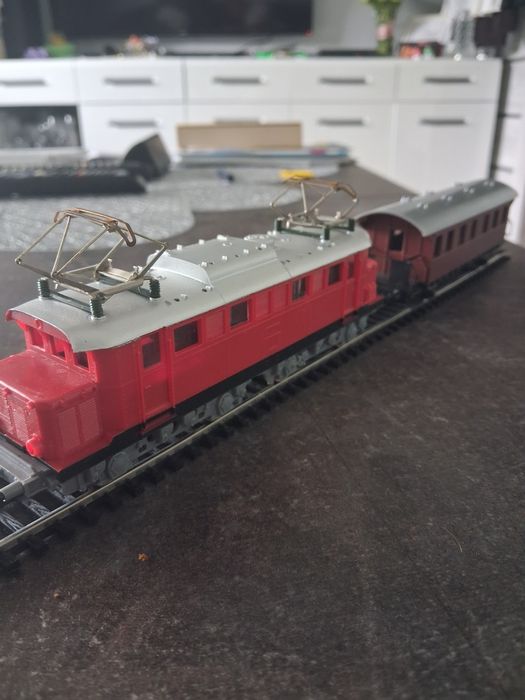 Lokomotywa z wagonami