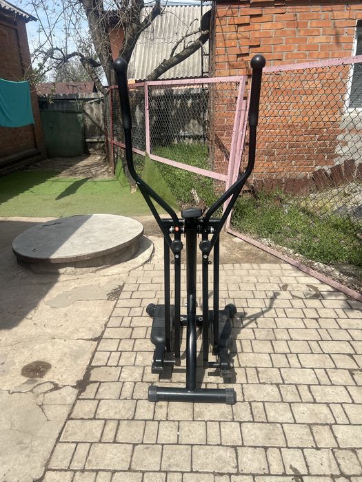 Тренажер для фітнесу