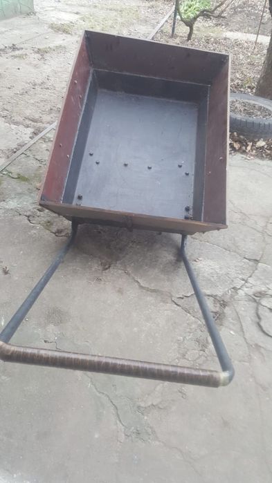 Тачка садовая, строительная