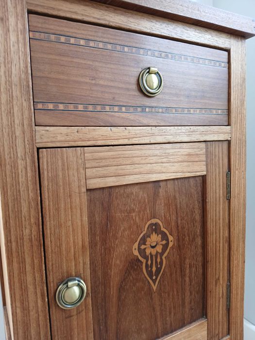 Mesas de cabeceira  75€ cada