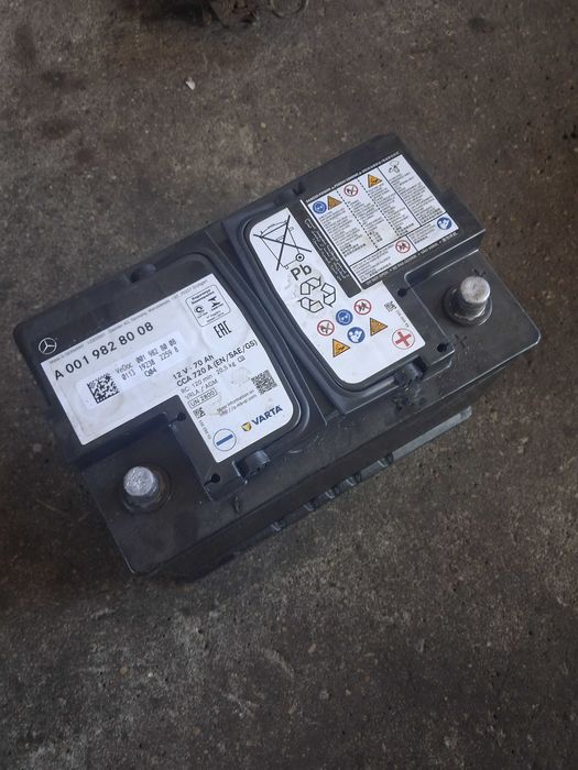 Akumulator AGM 12V 70 Ah 720 A