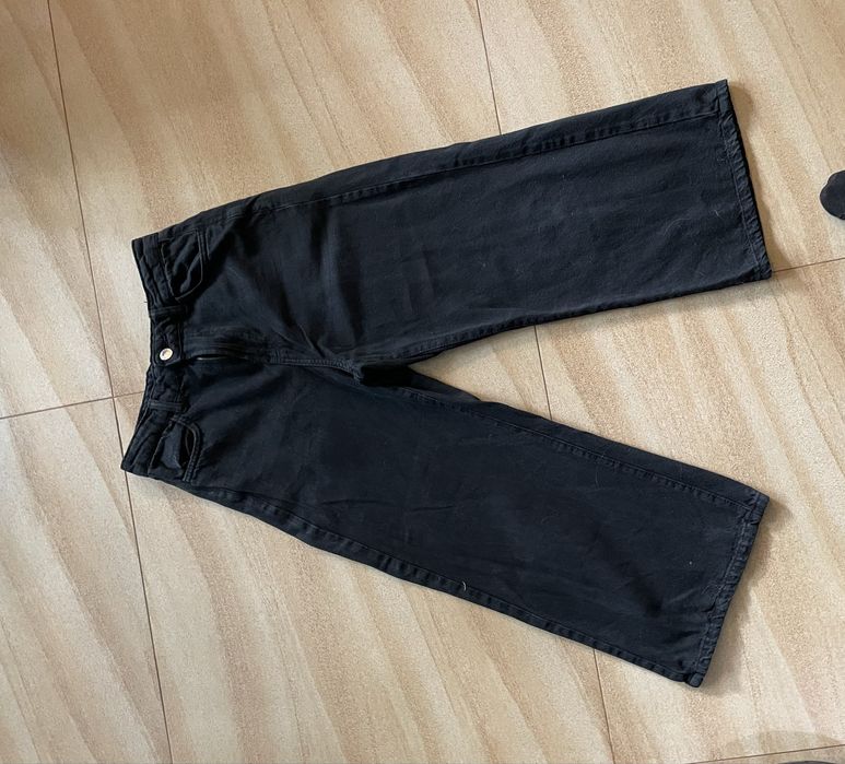 Spodbie Bershka 34
