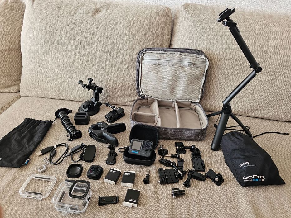 GoPro 12 Black + Acessórios