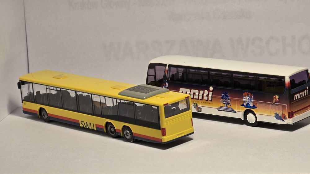 Model autobusu Setra S319NF + S315HD 1:87 Rietze