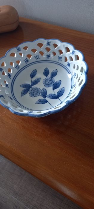 Taça decorativa em loiça