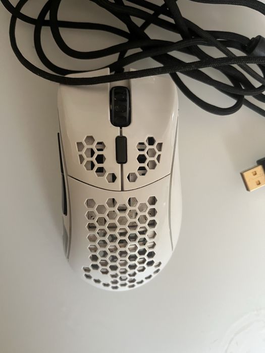 Myszka glorious model D-