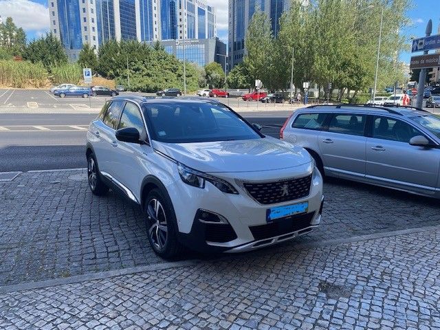 Peugeot 3008 1.5 BlueHDi GT EAT8