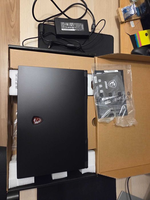 Laptop Gamingowy MSI GL75 i7-9750H/8GB/1 TB GTX1660Ti 144Hz