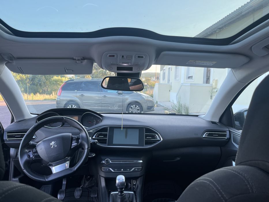 Peugeot 308SW 1.6hdi 120cv versao Allure com teto panoramico
