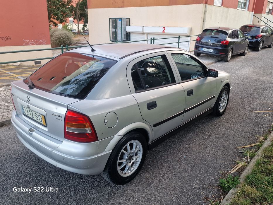 Opel Astra — fotografia 3