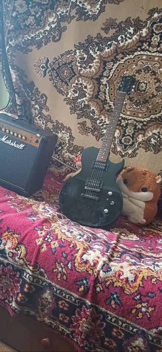 Електрогітара les paul sx