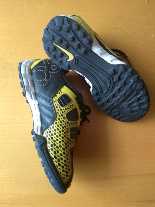 Adidasy28,5, w bardzo dobrym stanie